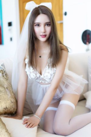 巨胸教师 冲田杏梨 在线