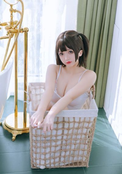 美女扒开尿道