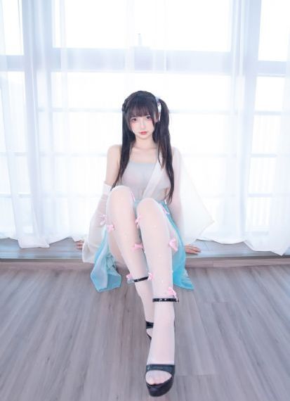 日本三人交xxx69 视频