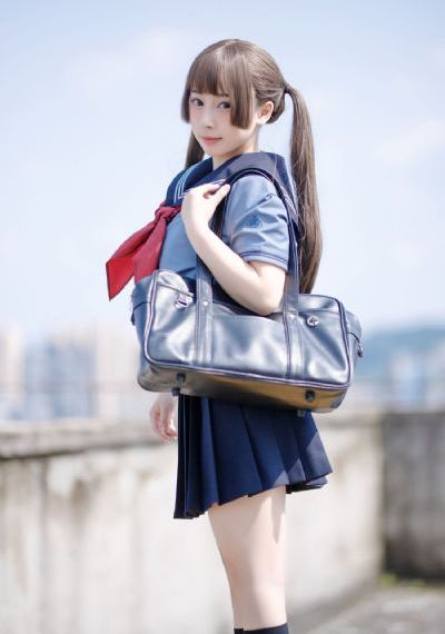 《回到童年再犯一次》