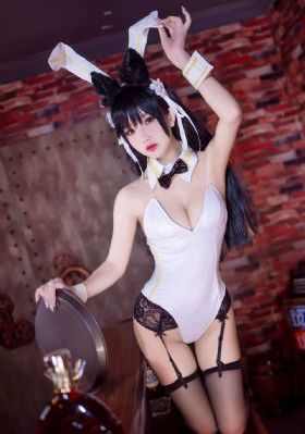 女大学生的沙龙